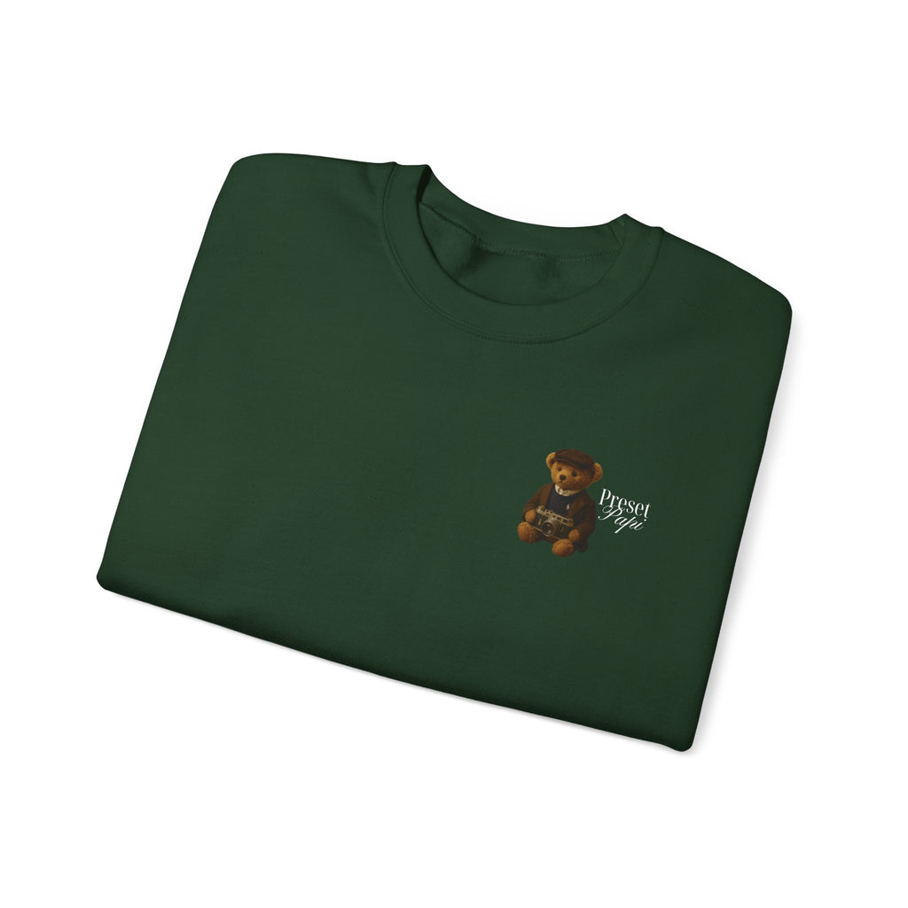 Preset Papi – Vintage Photographer Teddy Sweatshirt