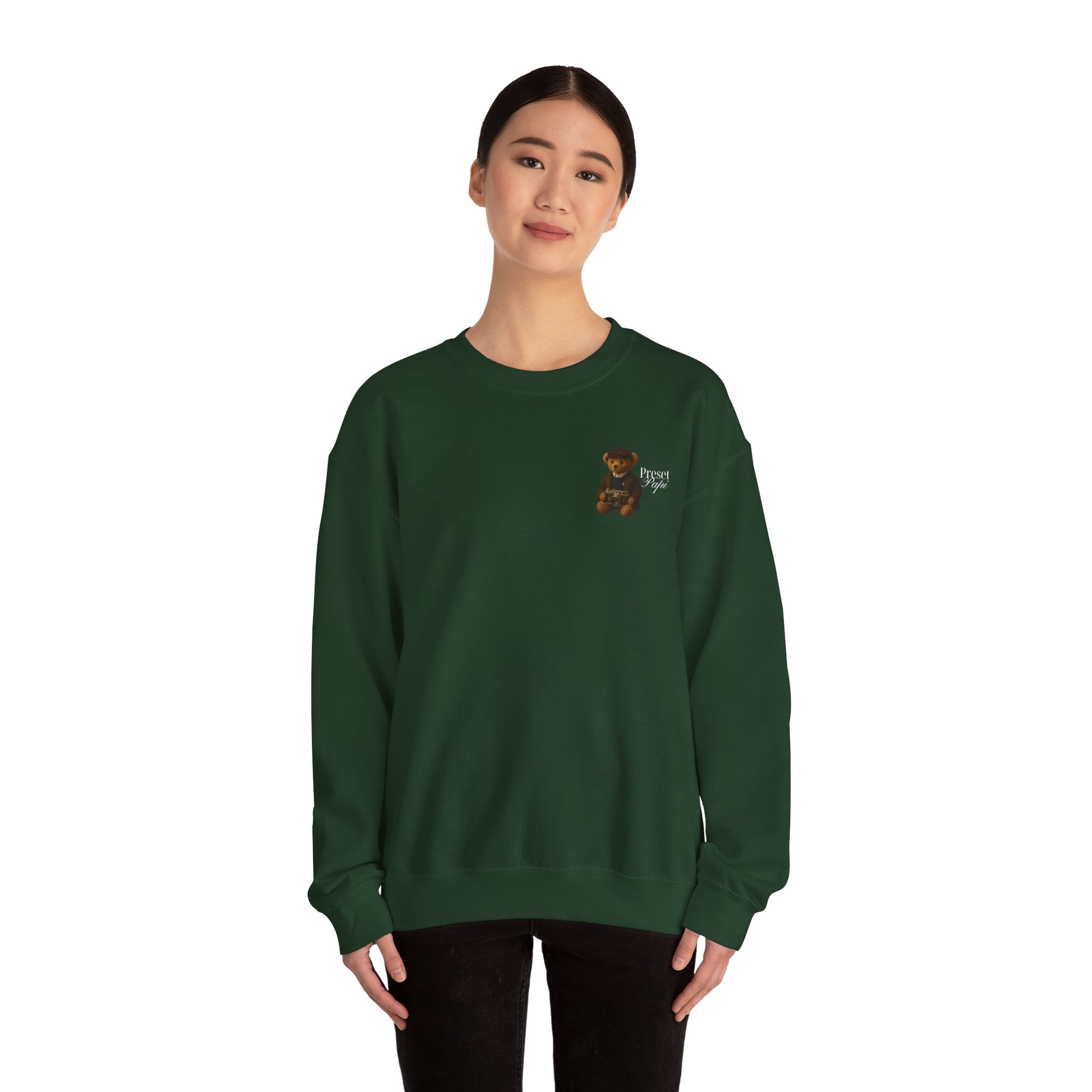 Preset Papi – Vintage Photographer Teddy Sweatshirt